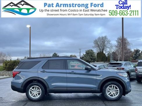New 2026 Ford Explorer Active image 2