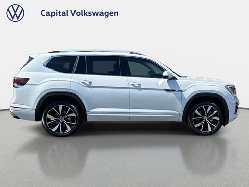 Certified 2024 Volkswagen Atlas SEL Premium R-Line AWD/4WD image 4