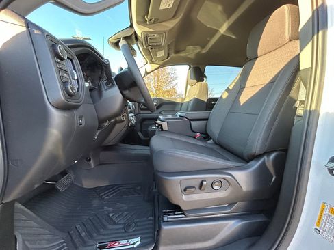 New 2026 Chevrolet Silverado 1500 Custom Trail Boss w/ LPO, Dark Essentials Package image 18