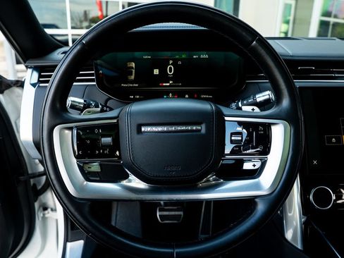 Used 2022 Land Rover Range Rover SE AWD/4WD image 23