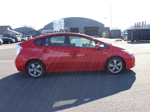 Used 2015 Toyota Prius Persona Series image 4