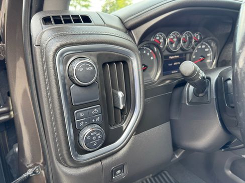 Used 2021 Chevrolet Silverado 1500 LTZ image 32