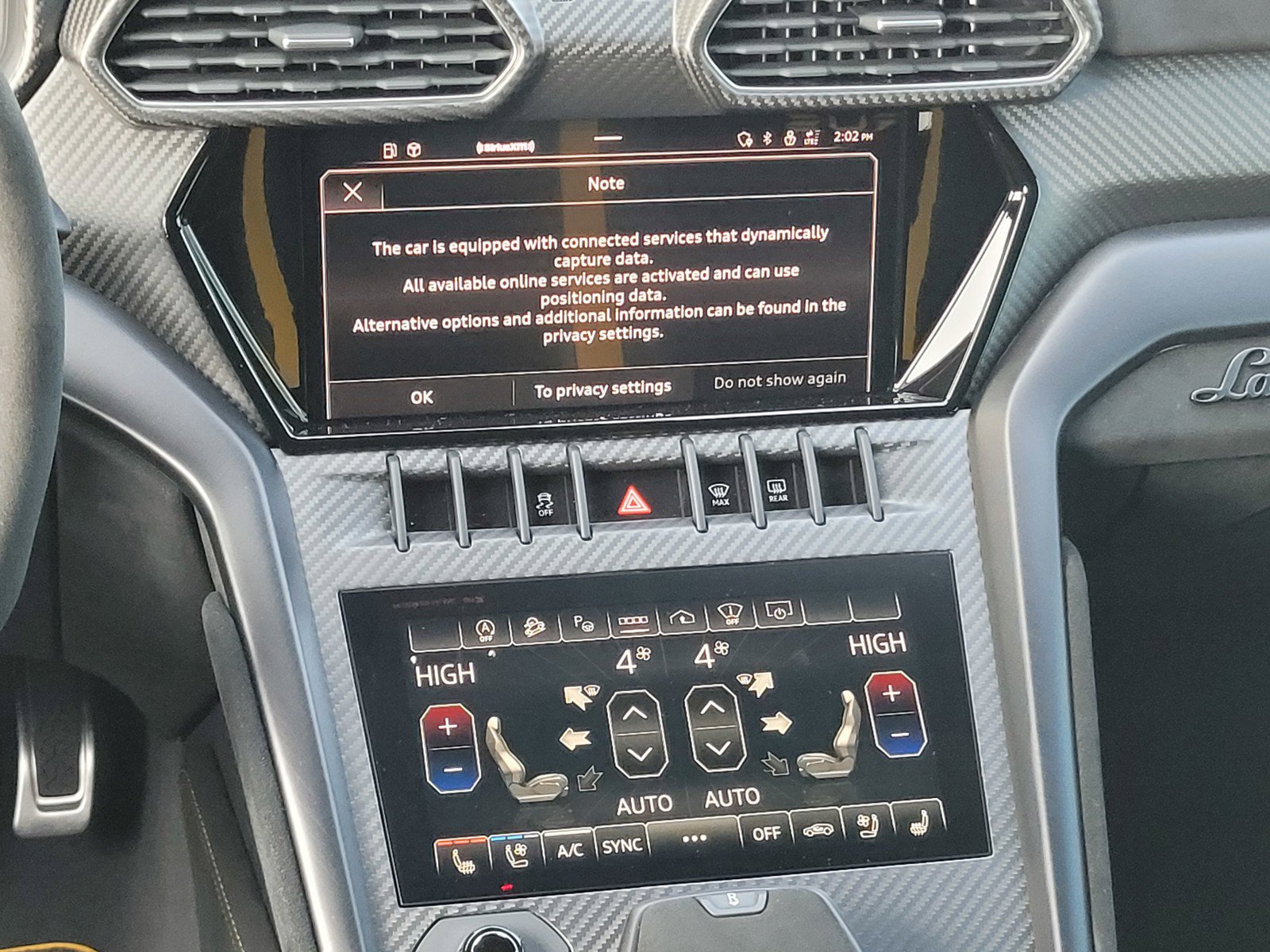 Used 2024 Lamborghini Urus Performante AWD/4WD image 11