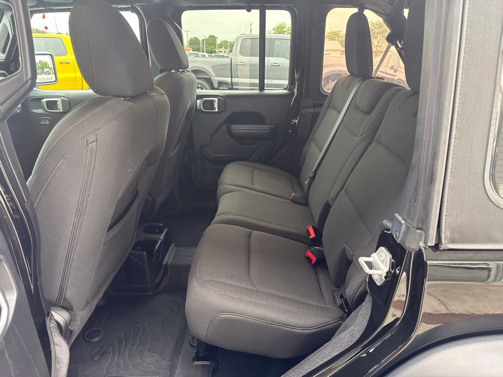 Used 2019 Jeep Wrangler Unlimited Sport S AWD/4WD image 15
