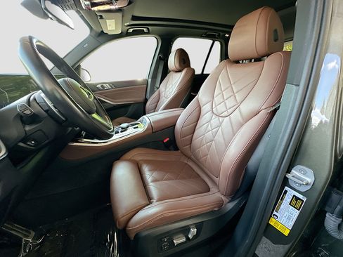 Certified 2024 BMW X5 sDrive40i w/ M Sport Package RWD image 22