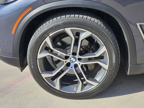 Used 2020 BMW X5 sDrive40i w/ Premium Package image 11