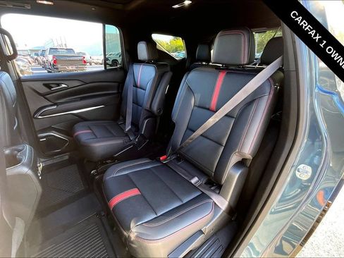 Used 2026 Chevrolet Traverse RS w/ LPO, Floor Liner Package AWD/4WD image 6