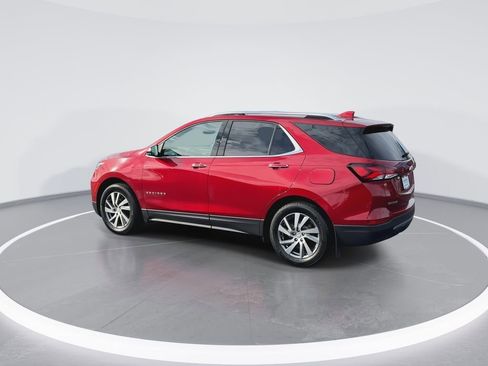 Used 2023 Chevrolet Equinox Premier AWD/4WD image 6