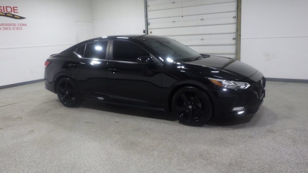 Used 2023 Nissan Sentra SR w/ Midnight Edition Package FWD image 5