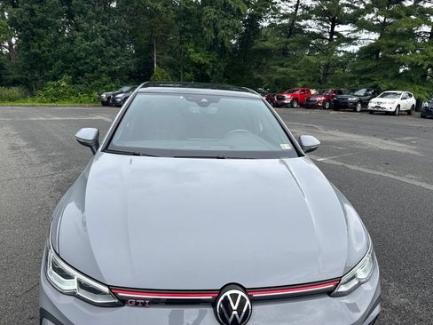 Used 2022 Volkswagen GTI SE FWD image 4