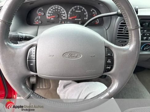 Used 2002 Ford F150 XLT AWD/4WD image 13