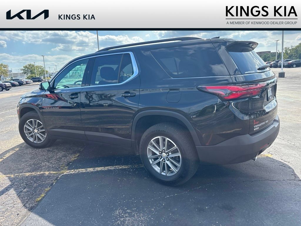 Used 2024 Chevrolet Traverse LT AWD/4WD image 8