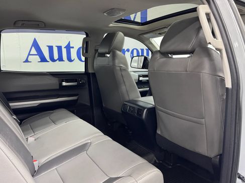 Used 2018 Toyota Tundra Limited w/ Limited Premium Package AWD/4WD image 15