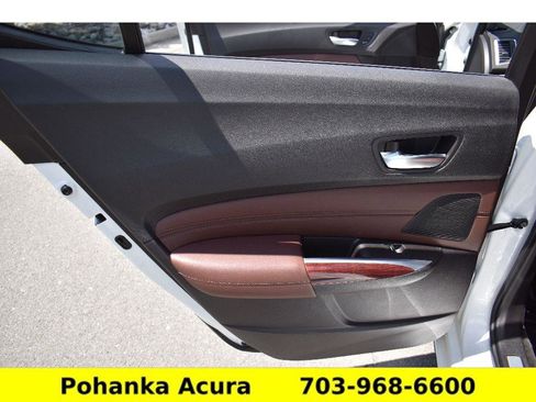 Used 2017 Acura TLX V6 w/ Technology Package FWD image 28