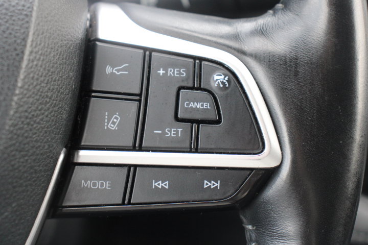 Used 2022 Toyota Highlander Platinum AWD/4WD image 27