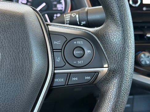 Certified 2021 Toyota Camry LE FWD image 29