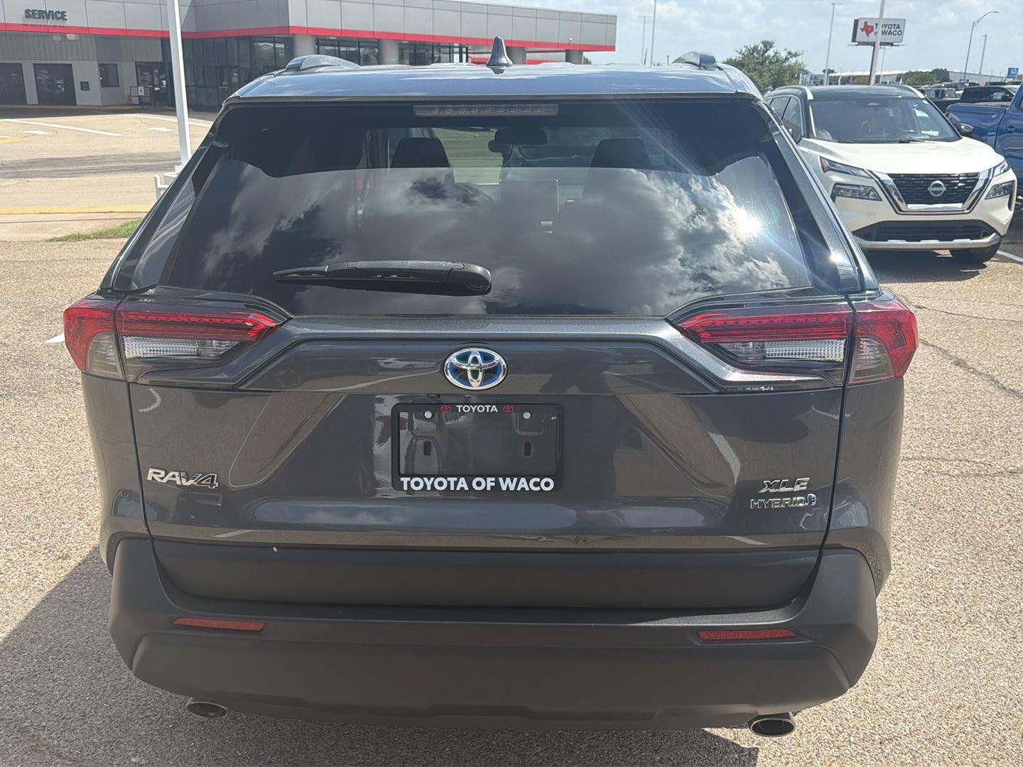Certified 2023 Toyota RAV4 XLE w/ XLE Grade Weather Package AWD/4WD image 4