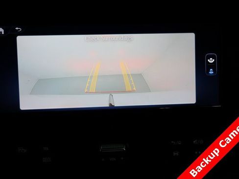 Used 2025 Mercedes-Benz Sprinter 2500 image 18