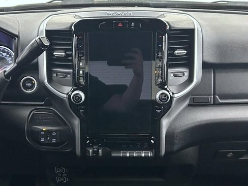 Used 2025 RAM 2500 Big Horn AWD/4WD image 12
