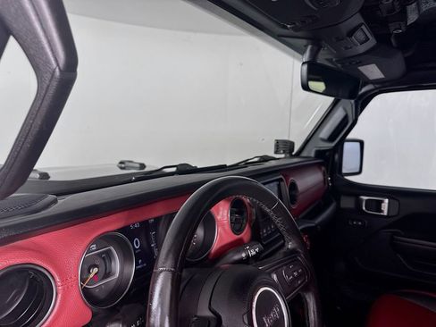 Used 2021 Jeep Gladiator Sport AWD/4WD image 9