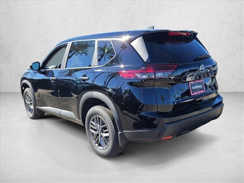 New 2026 Nissan Rogue S image 9