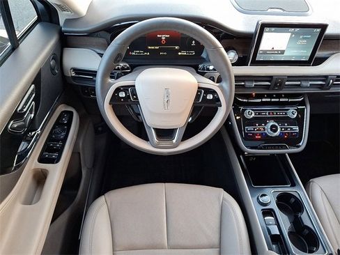 Certified 2022 Lincoln Corsair Reserve w/ Equipment Group 201A image 13