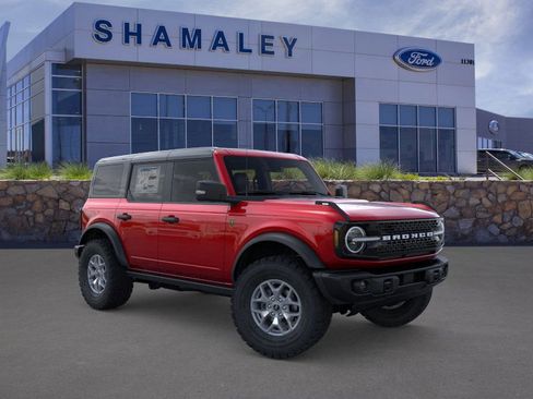 New 2025 Ford Bronco Badlands image 7