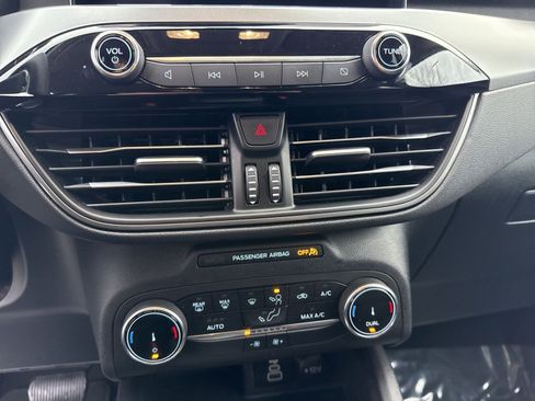 Used 2025 Ford Escape Active image 18