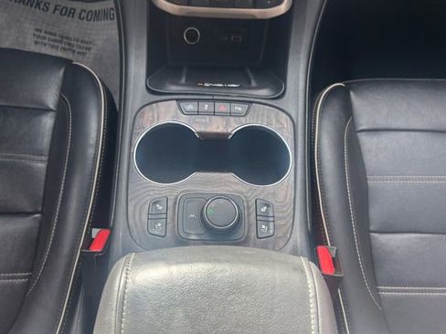 Used 2020 GMC Acadia Denali FWD image 6