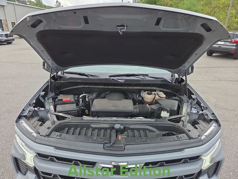 Used 2024 Chevrolet Silverado 1500 RST AWD/4WD image 18
