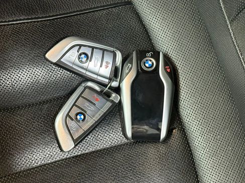 Used 2018 BMW 740e xDrive image 51