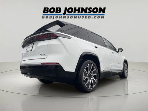 Used 2025 Jeep Wagoneer S Limited image 7