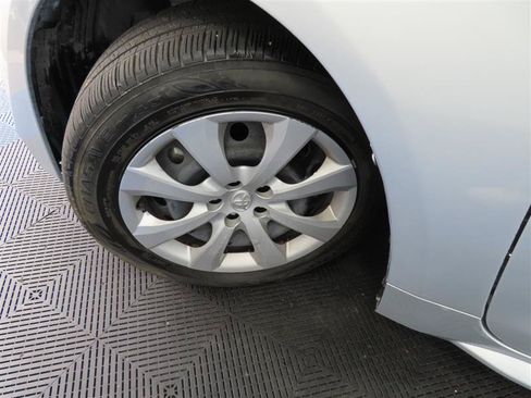 Used 2025 Toyota Corolla LE FWD image 10