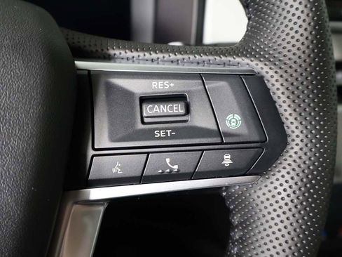 New 2025 Mitsubishi Outlander SEL image 48