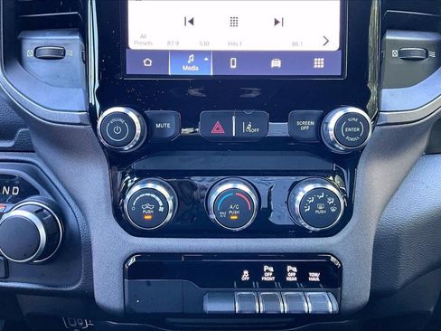 Certified 2025 RAM 1500 Tradesman AWD/4WD image 17