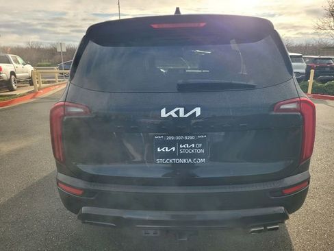 Used 2022 Kia Telluride EX w/ EX Premium Package image 5