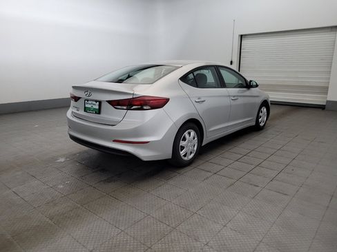 Used 2018 Hyundai Elantra SE w/ Cargo Package FWD image 9