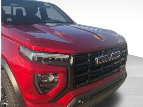 Used 2024 GMC Canyon Elevation w/ Convenience Package image 2