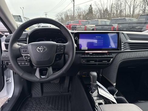 New 2026 Toyota Camry XLE image 10