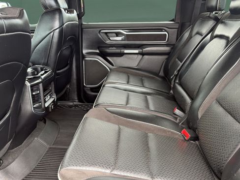 Used 2022 RAM 1500 Laramie AWD/4WD image 23