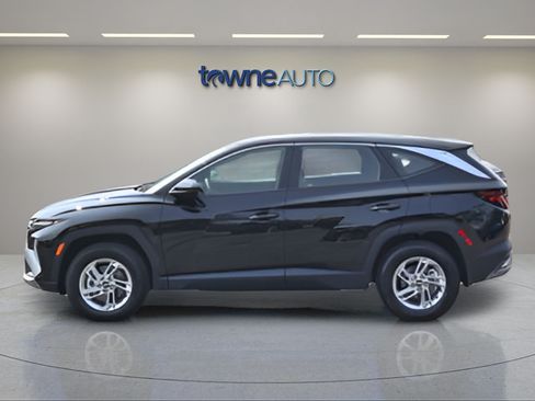 Used 2026 Hyundai Tucson SE AWD/4WD image 4