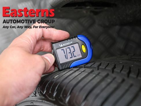 Used 2024 Dodge Durango GT RWD image 30