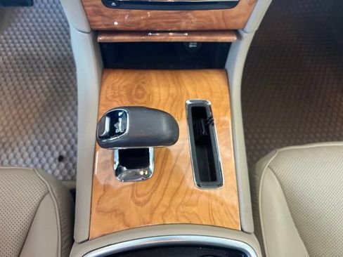 Used 2012 Chrysler 300 Limited w/ Luxury Group RWD image 23