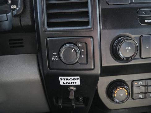 Used 2017 Ford F150 XL w/ Heavy-Duty Payload Package image 26