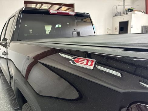Used 2023 GMC Sierra 1500 Elevation w/ X31 Off-Road Package AWD/4WD image 20