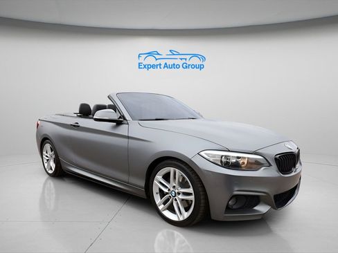 Used 2017 BMW 230i Convertible image 1