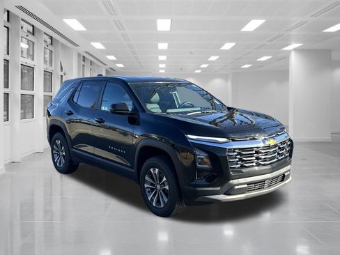 Used 2026 Chevrolet Equinox LT w/ Convenience Package II image 3