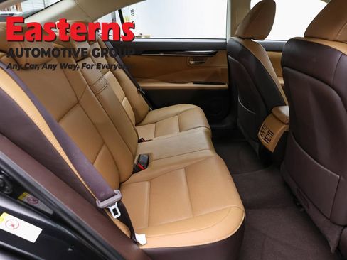 Used 2017 Lexus ES 350 w/ Navigation System Package FWD image 92