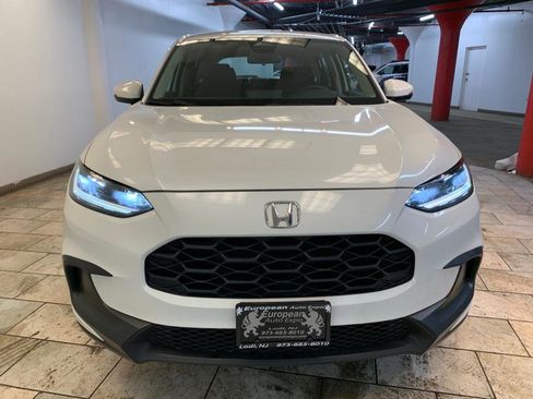 Used 2023 Honda HR-V LX image 4