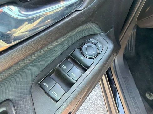 Used 2024 Chevrolet Equinox RS AWD/4WD image 24